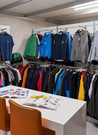 Werbetextilien und Merchandising – unsere Werbeprofis werfen Sie gerne in Schale!